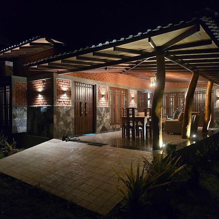 Ceylon Resort Wilpattu Kültér fotó